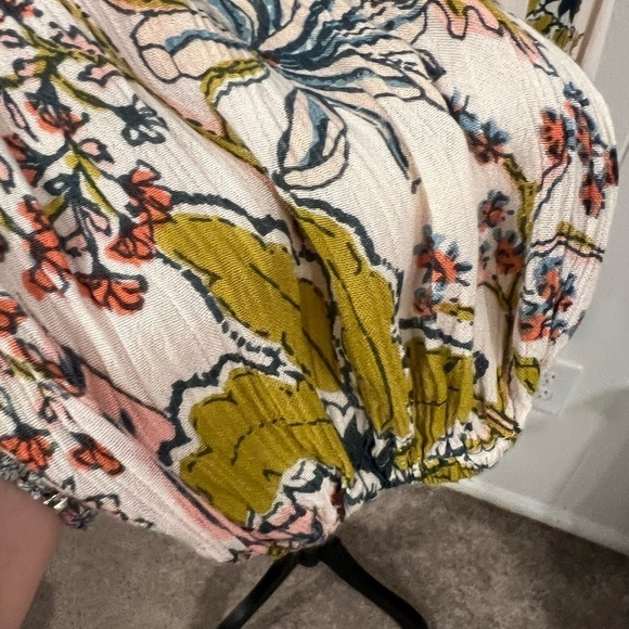Anthropology RD + KoKo boho women’s cream and floral peasant design blouse - Picture 7 of 10